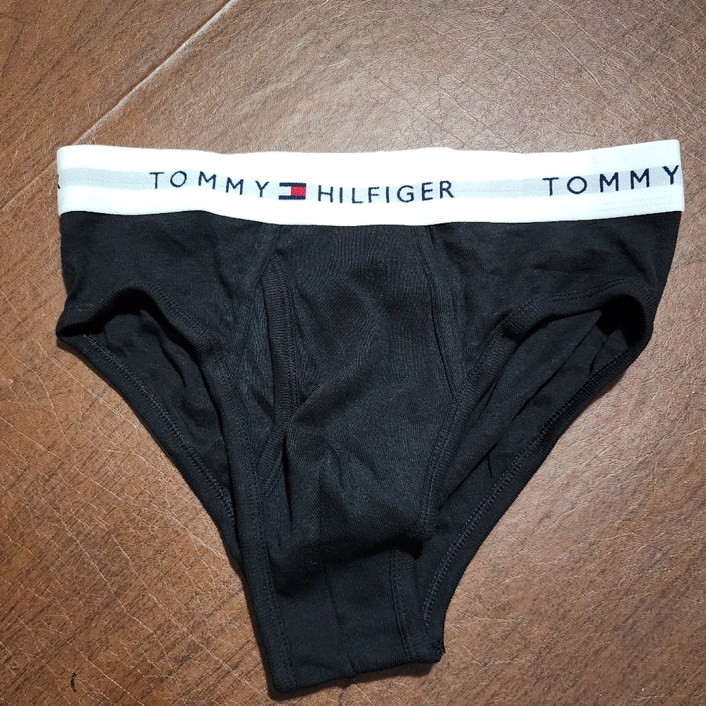 NWOT ... Tommy Hilfiger Black Briefs with White Waistband - Picture 5 of 5